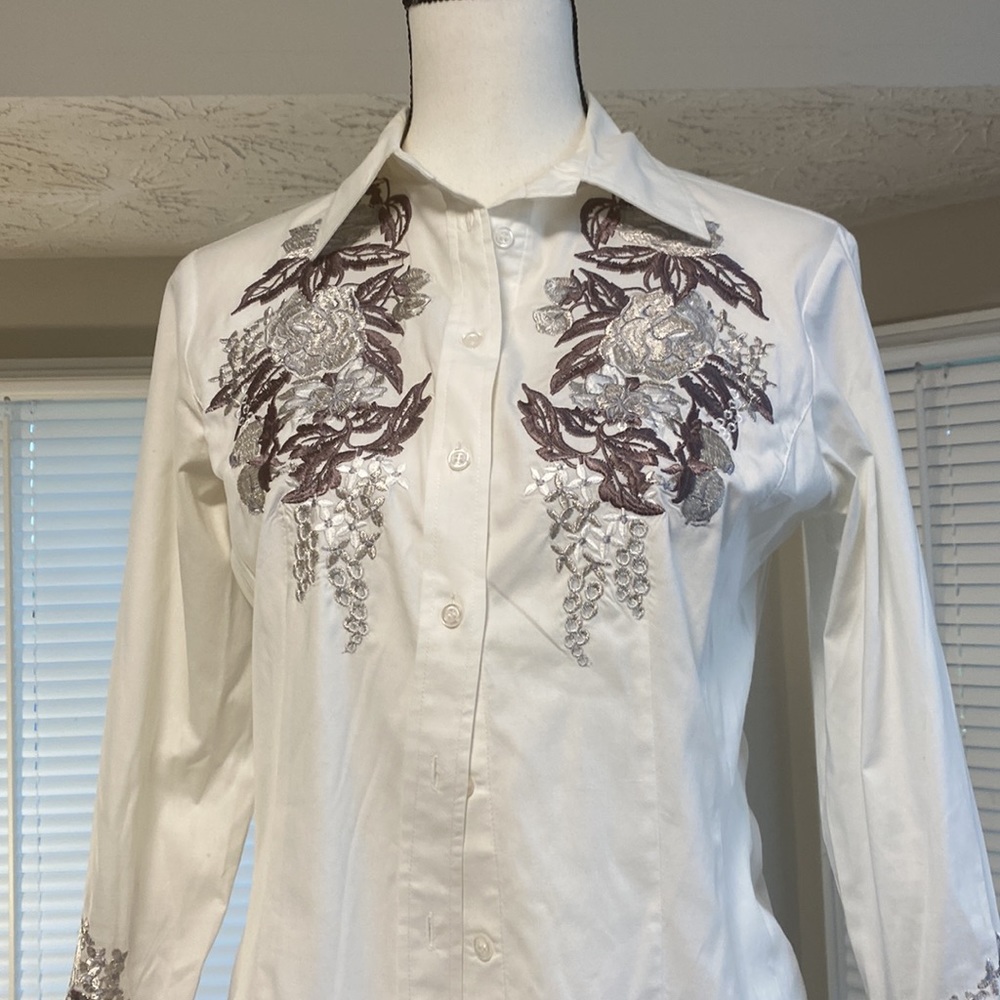 Button down shirt - Picture 3 of 10